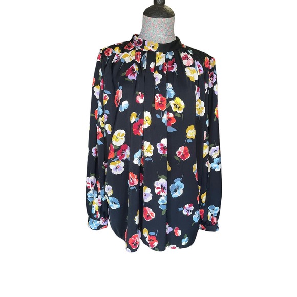 Ann Taylor Tops - Ann Taylor Blooming Pansy Top Size Medium